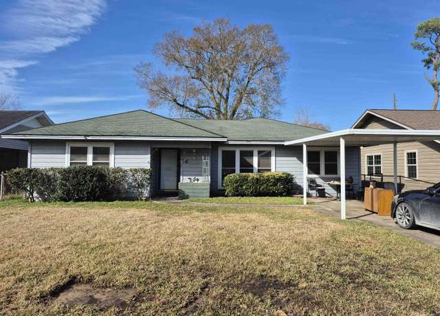 Property at 4440 S 5th St, Beaumont, TX 77705, 3 beds, 2 baths