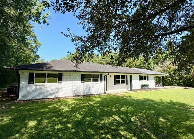 Property at 3896 S Hwy 69, Lumberton, TX 77657, 4 beds, 3 baths