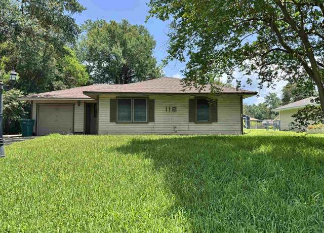 Property at 112 Dahlia St, Orange, TX 77630, 3 beds, 1 bath