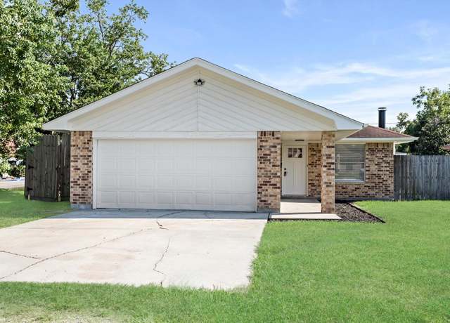 Property at 3440 Cleveland Ave, Groves, TX 77619, 3 beds, 2 baths
