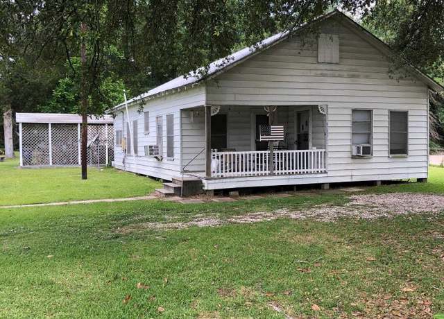 Property at 34274 Hwy 96 South, Buna, TX 77612, 2 beds, 1 bath