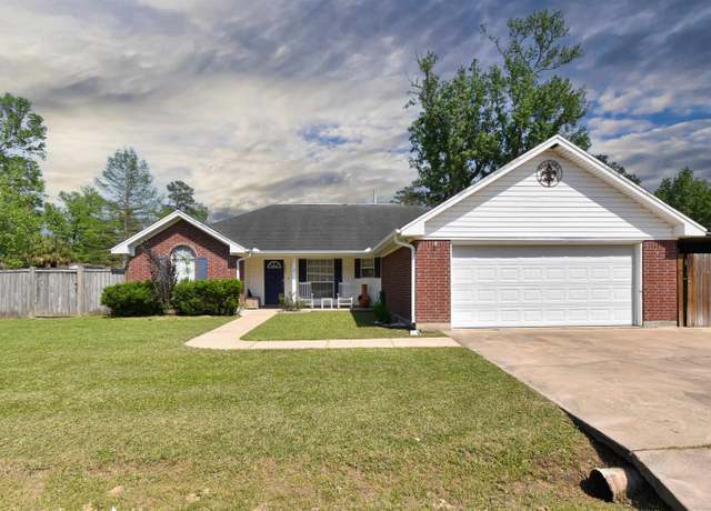 Property at 247 Youpon Dr, Kountze, TX 77625, 3 beds, 2 baths