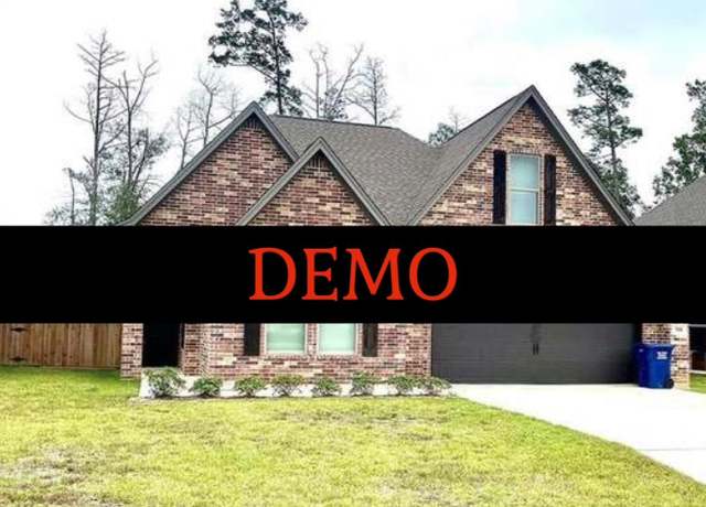 Property at 301 Long Leaf St, Silsbee, TX 77656, 3 beds, 2 baths