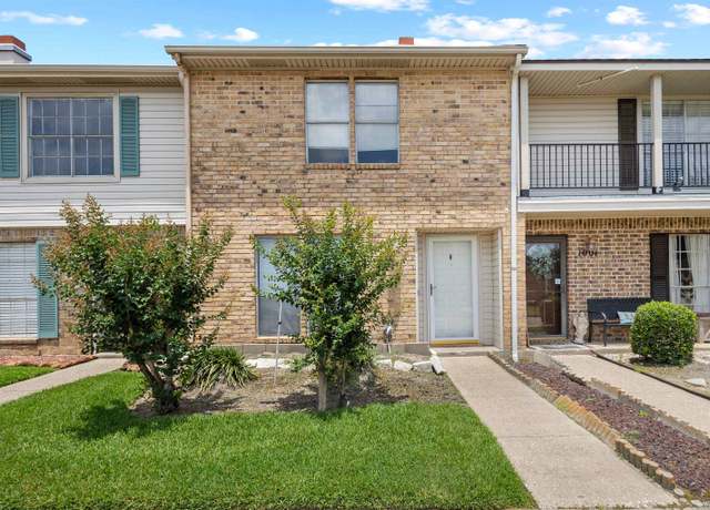 Property at 1003 Park Mdw, Beaumont, TX 77706, 2 beds, 2.5 baths