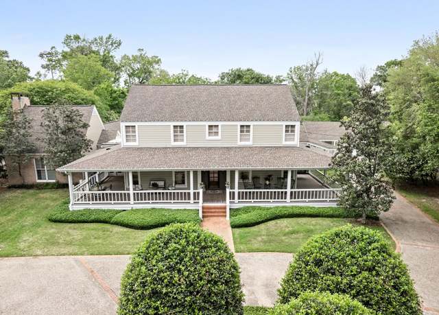 Property at 1075 Thomas Rd, Beaumont, TX 77706, 5 beds, 3.5 baths