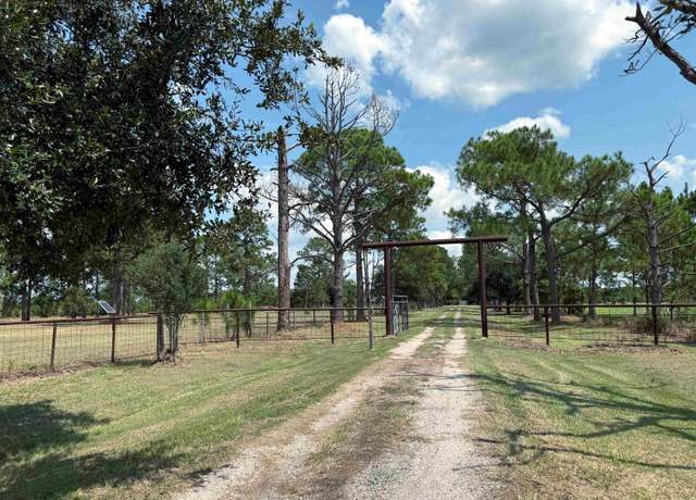Property at 2625 S Pine Is, Beaumont, TX 77713, 4 beds, 3 baths