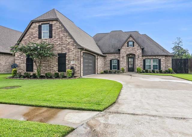 Property at 1390 Kalas Cir, Lumberton, TX 77657, 4 beds, 2.5 baths