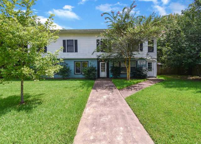 Property at 1307 W Cypress Ave, Orange, TX 77630, 4 beds, 3 baths