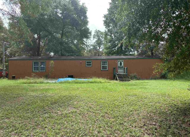 Property at 390 Gerald Rd, Vidor, TX 77662, 3 beds, 2 baths