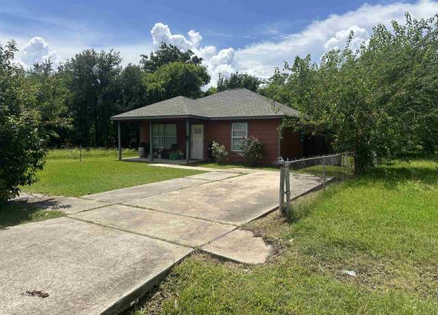 Property at 325 8th St, Port Arthur, TX 77640, 2 beds, 1 bath