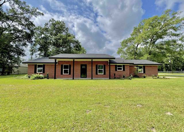 Property at 13595 Rolling Hills Dr, Beaumont, TX 77713, 4 beds, 2 baths