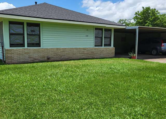 Property at 5221 Doyle Ave, Groves, TX 77619, 3 beds, 1 bath