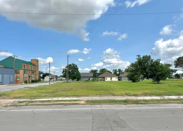 Property at 1000 Procter St, Port Arthur, TX 77640
