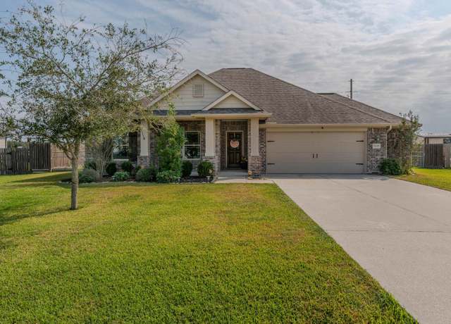 Property at 15285 Cliff St, Hamshire, TX 77622, 3 beds, 2 baths