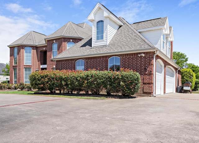 Property at 7510 Coral Crk, Beaumont, TX 77707, 5 beds, 5 baths