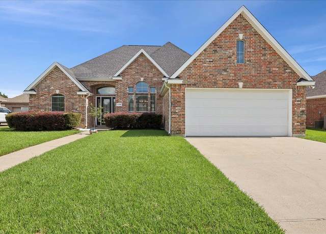 Property at 6340 Benton Ln, Beaumont, TX 77706, 4 beds, 2.5 baths