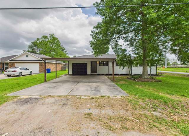 Property at 1519 Spring St, Nederland, TX 77627, 3 beds, 2 baths