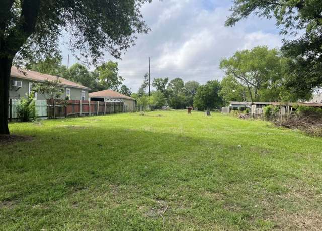 Property at 5237 7th St, Port Arthur, TX 77642