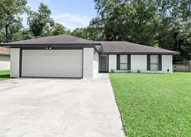 Property at 12795 Tanoak Ln, Beaumont, TX 77713, 3 beds, 2 baths