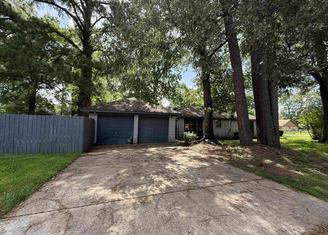 Property at 5180 Wildwood Dr, Beaumont, TX 77708, 3 beds, 2 baths