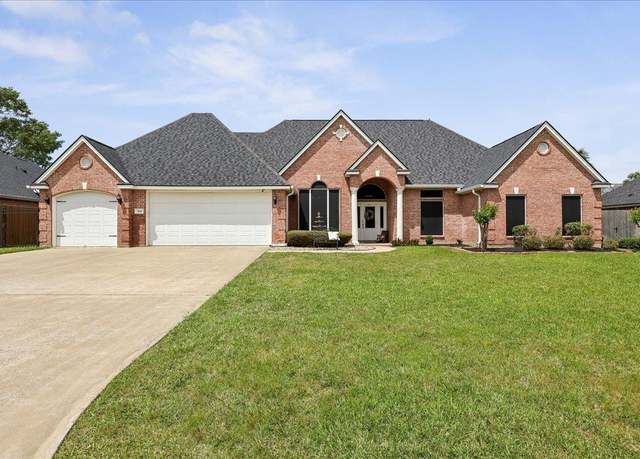 Property at 7614 Sir Kevin, Lumberton, TX 77657, 4 beds, 2.5 baths