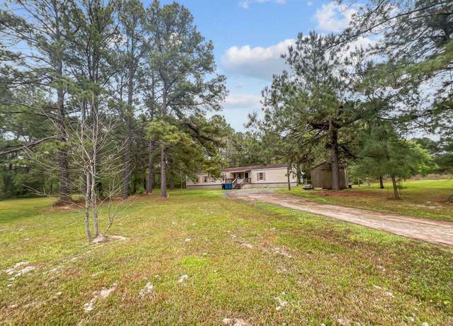 Property at 8135 Quail Trail Rd, Orange, TX 77632, 3 beds, 2 baths