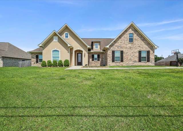 Property at 145 Colonial Estates Dr, Bridge City, TX 77611, 4 beds, 2 baths