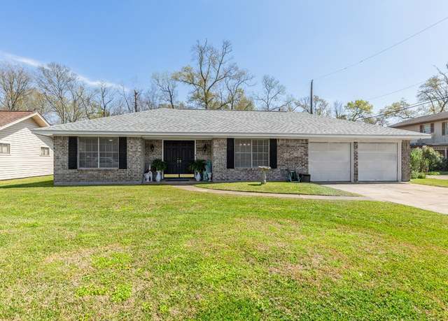 Property at 355 Littlejohn Dr, Beaumont, TX 77707, 3 beds, 2 baths