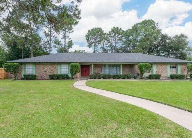 Property at 3039 Eugenia Ln, Groves, TX 77619, 3 beds, 2 baths