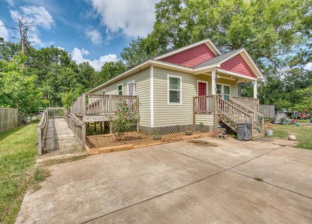 Property at 227 County Road 852, Buna, TX 77612, 4 beds, 2 baths