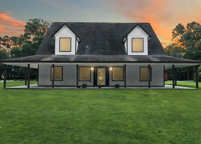 Property at 13050 Quail Ridge Rd, Orange, TX 77632, 5 beds, 3.5 baths