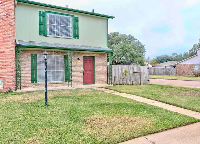 Property at 410 Georgetown St, Beaumont, TX 77707, 3 beds, 2.5 baths