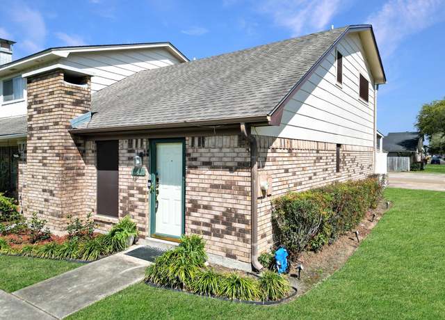 Property at 6646 Lexington Dr, Beaumont, TX 77706, 3 beds, 2 baths
