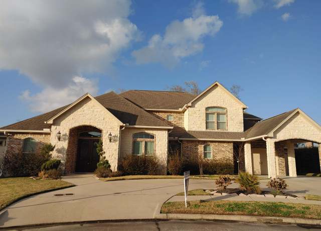 Property at 1712 Vincent Pl, Port Neches, TX 77651, 4 beds, 4 baths