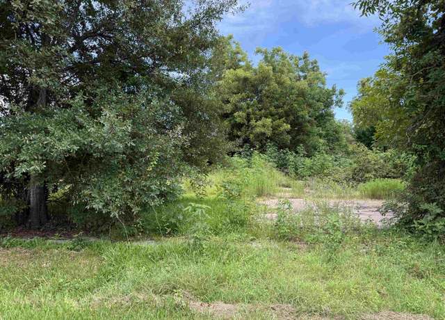 Property at 802 Border, Orange, TX 77630