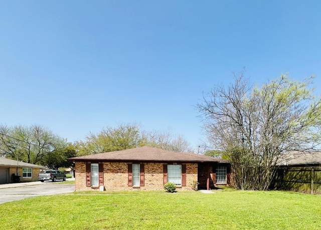 Property at 7131 32nd St, Groves, TX 77619, 3 beds, 2 baths