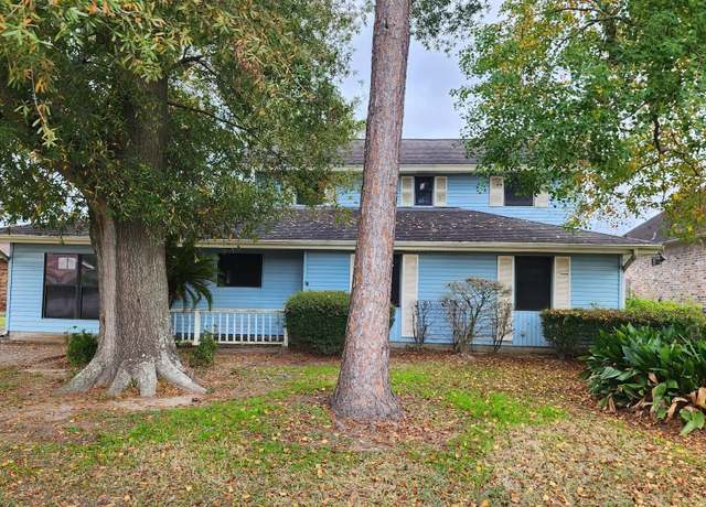 Property at 2625 Saba Ln, Port Neches, TX 77651, 4 beds, 2 baths