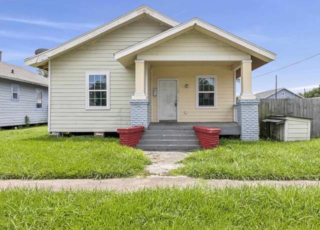 Property at 1112 Orange St, Beaumont, TX 77701, 3 beds, 2 baths