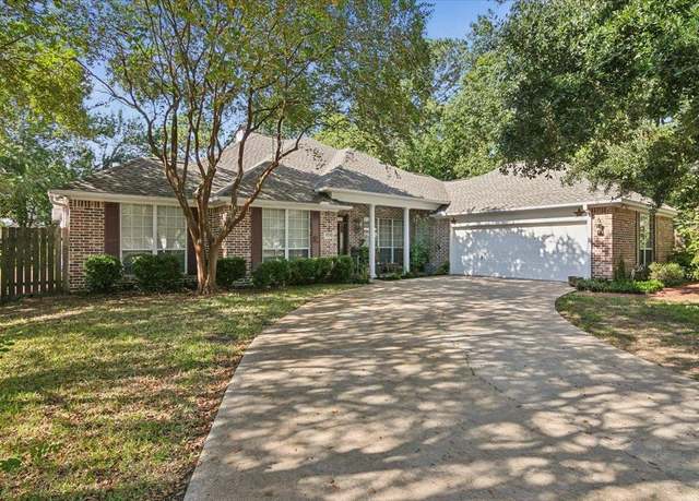 Property at 5535 Briar Way, Beaumont, TX 77706, 4 beds, 2.5 baths