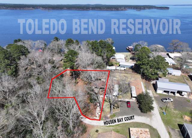 Property at 130 Housen Bay Ct, Hemphill, TX 75948, 3 beds, 2 baths