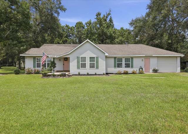 Property at 10707 Hwy 12, Orange, TX 77632, 3 beds, 2 baths
