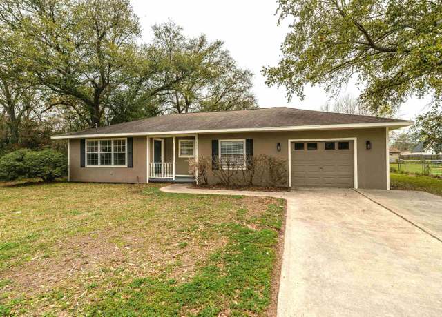 Property at 895 Morning Glory Dr, Bridge City, TX 77611, 3 beds, 2 baths
