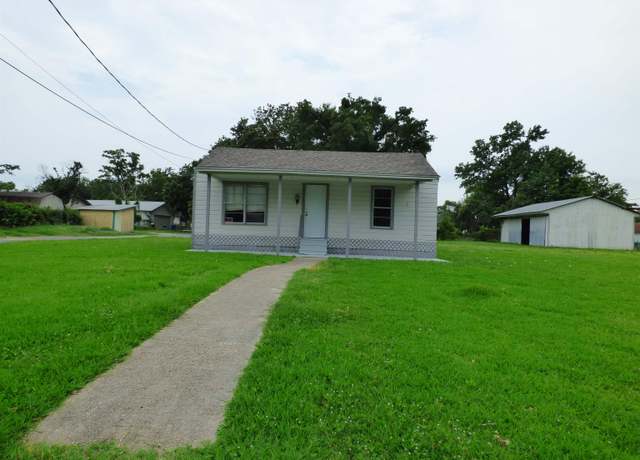 Property at 209 Kentucky St, Orange, TX 77630, 2 beds, 1 bath