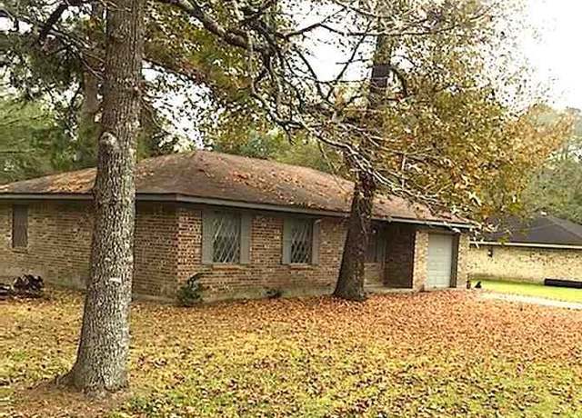 Property at 845 Forrester St, Silsbee, TX 77656, 3 beds, 2 baths