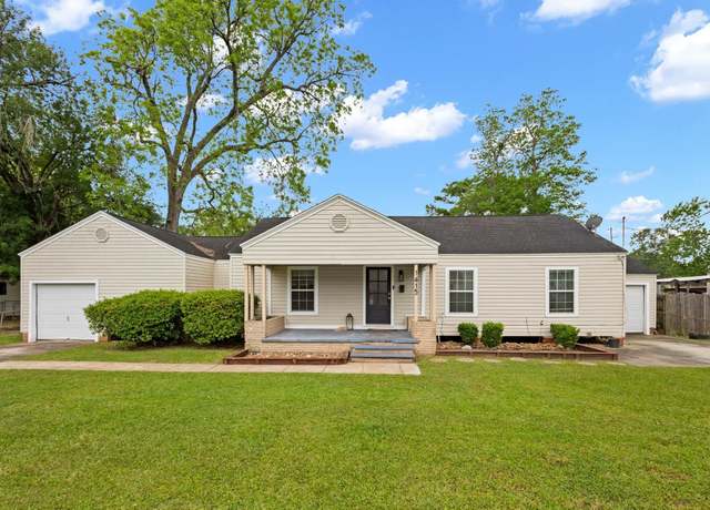 Property at 1415 Eugene St, Port Neches, TX 77651, 3 beds, 2 baths