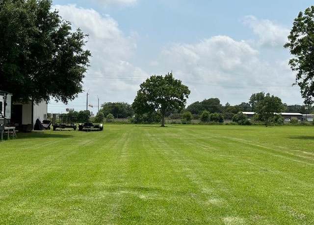 Property at 1005 Van Ave, Port Neches, TX 77651