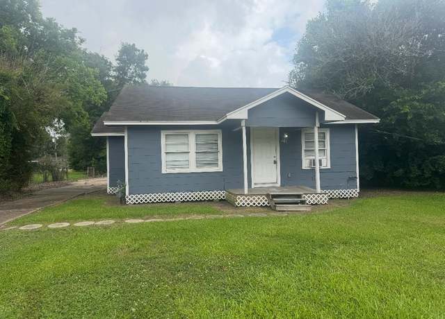 Property at 141 9th Ave, Nederland, TX 77627, 2 beds, 1 bath