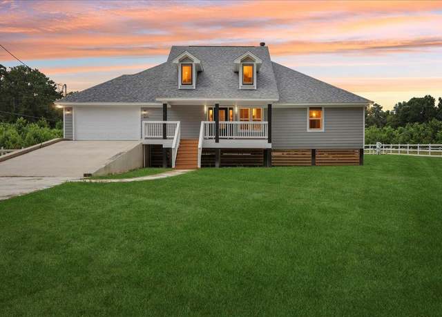 Property at 8679 Massey Lake Rd, Silsbee, TX 77656, 3 beds, 2 baths