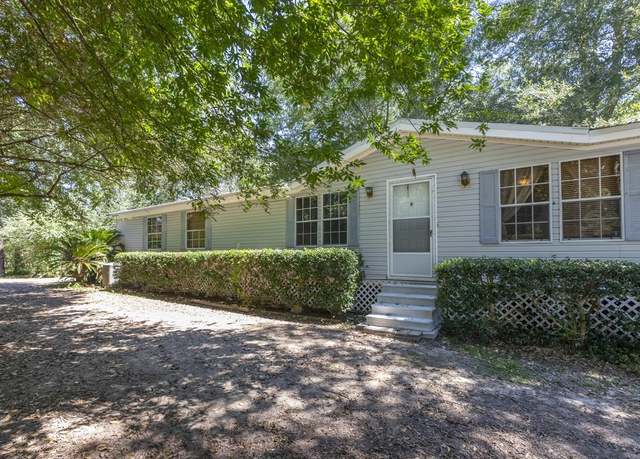 Property at 8430 Terry Rd, Beaumont, TX 77705, 4 beds, 2 baths