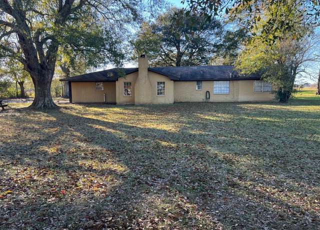 Property at 2146 Fm 2938 Rd, Buna, TX 77612, 3 beds, 2.5 baths